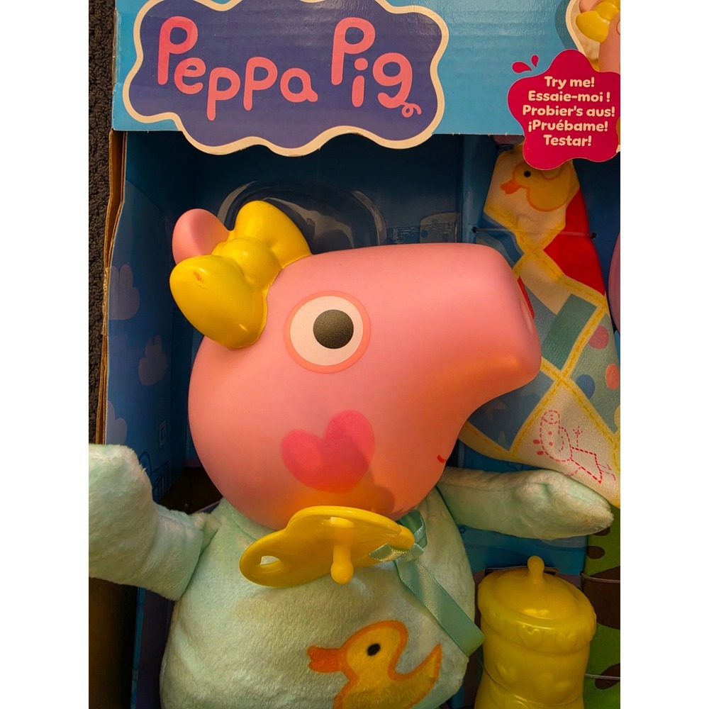 Peppa‎ Pig Oinks & Snuggles Evie Interactive Doll NIB Damaged Box - Picture 5 of 5